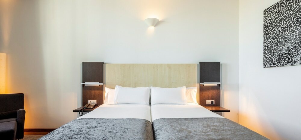 Фото Ilunion Aqua 4