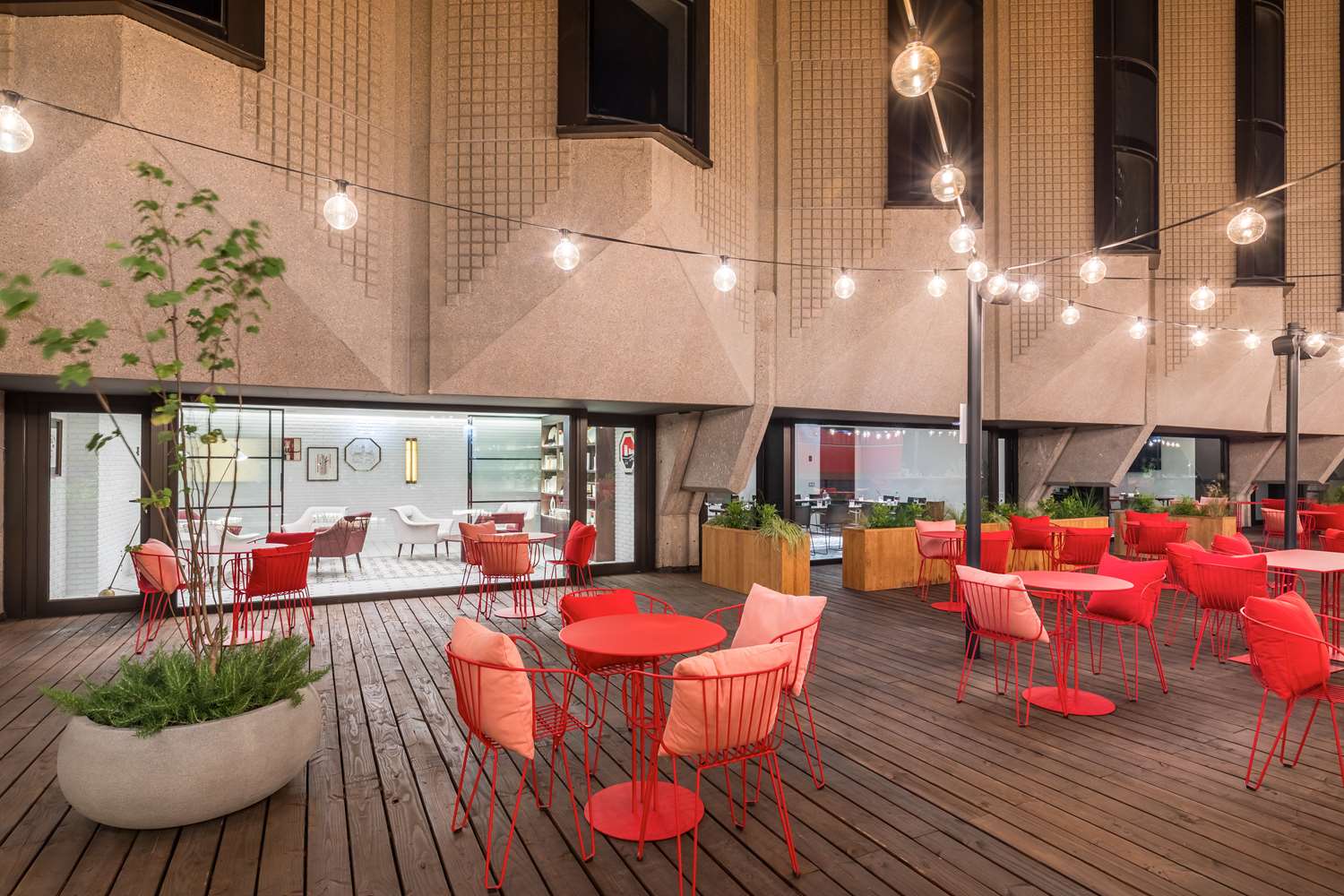 Фото Canopy by Hilton Madrid Castellana