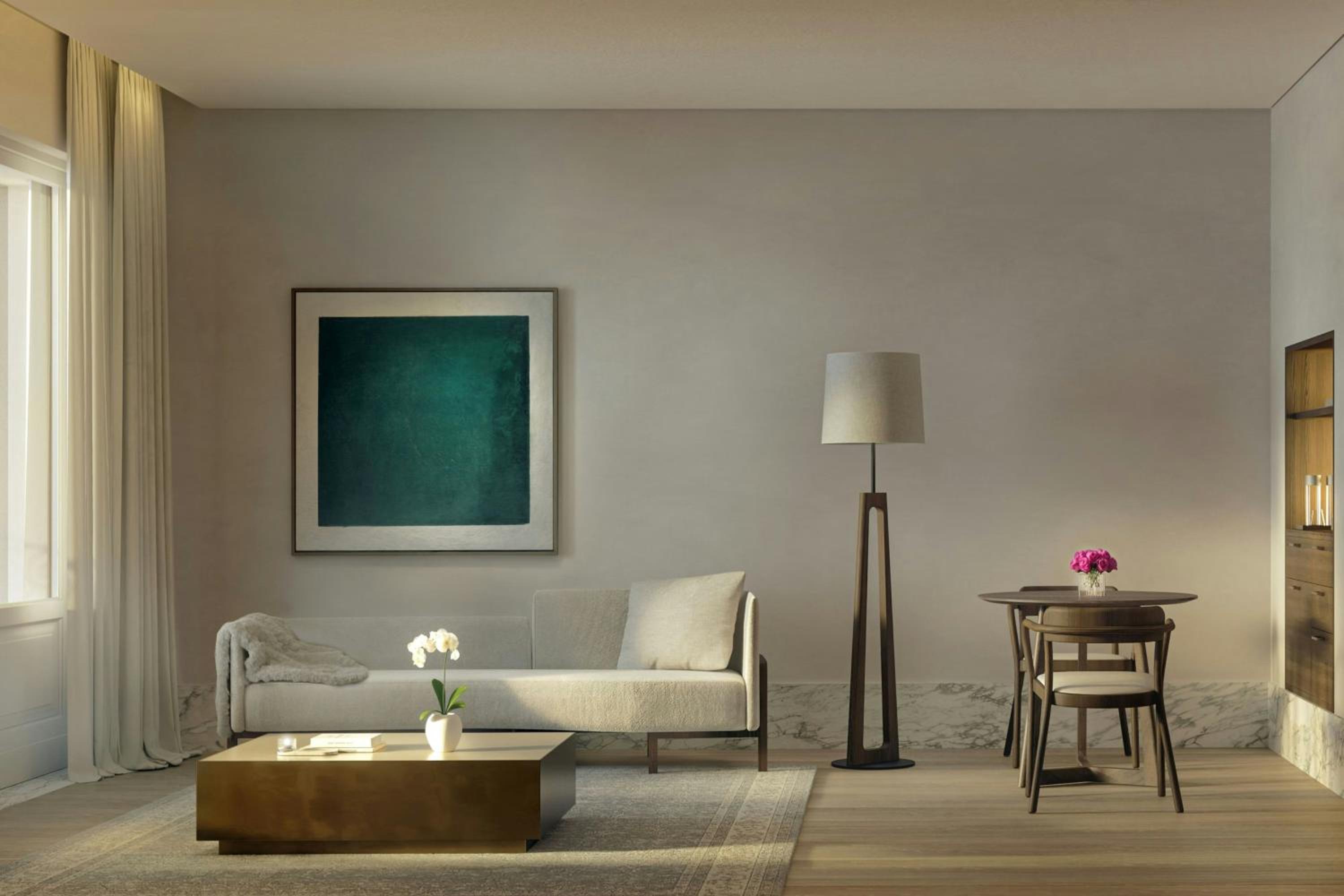 Фото Britannia Excelsior