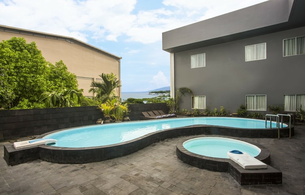 Фото отеля 2