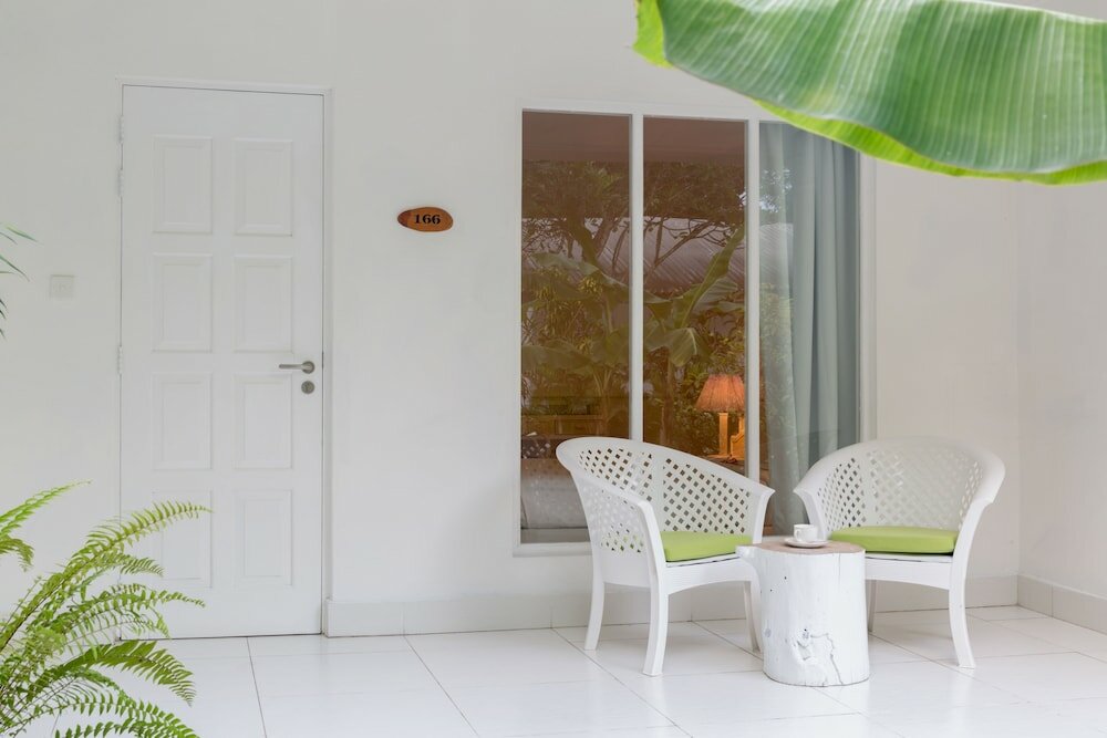 Фото Equator Village 