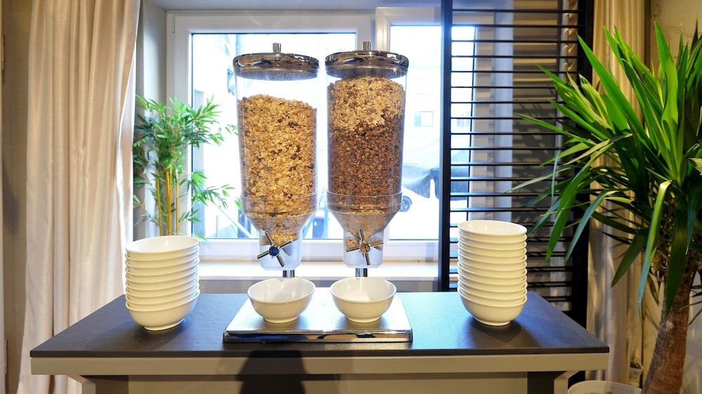 Фото St Joseph Hotel Hamburg Reeperbahn St Pauli Kiez