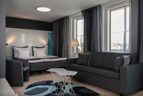 Внешний вид отеля Scandic Tampere Station в Тампере, фото 2