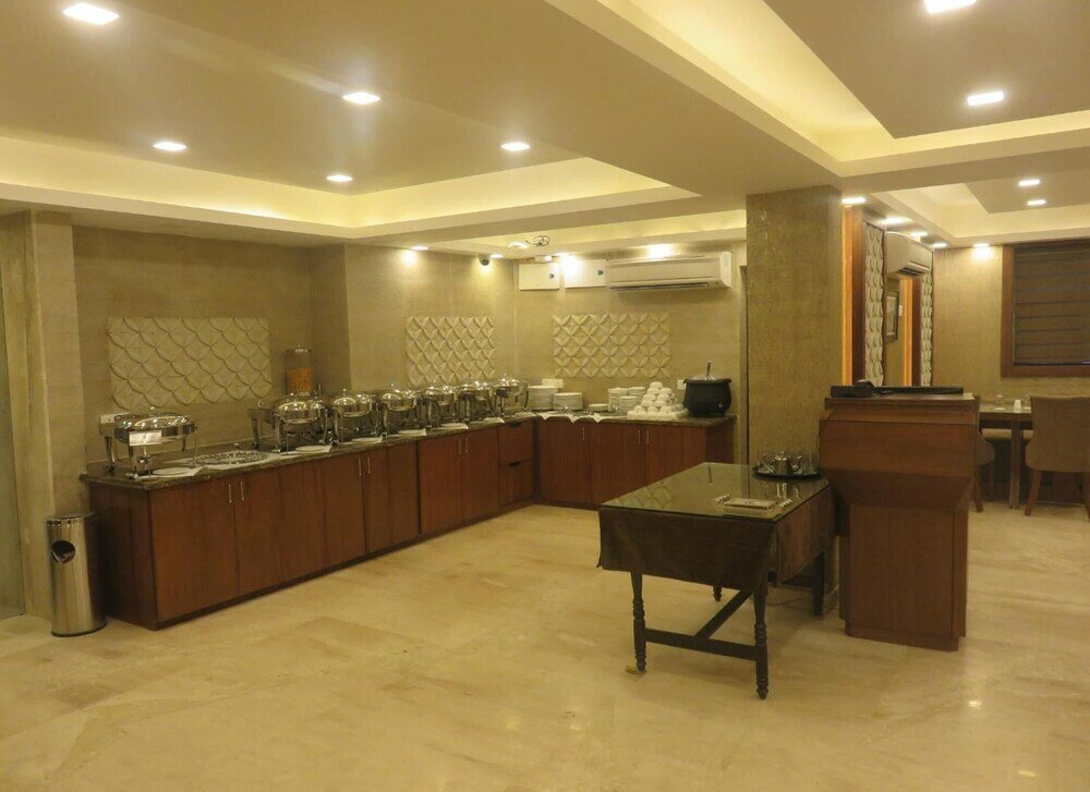 Фото Clarks Inn Srinagar