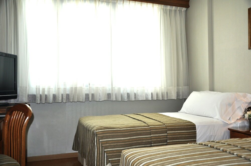 Фото Hotel Solans Carlton