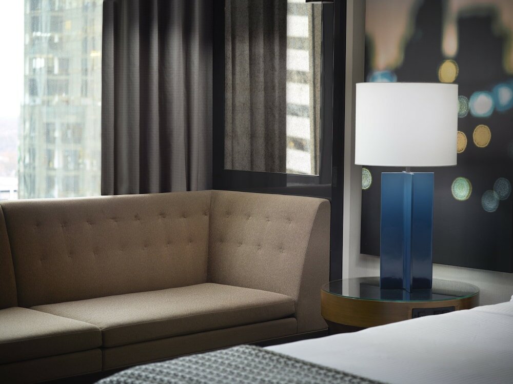 Фото Omni Charlotte Hotel