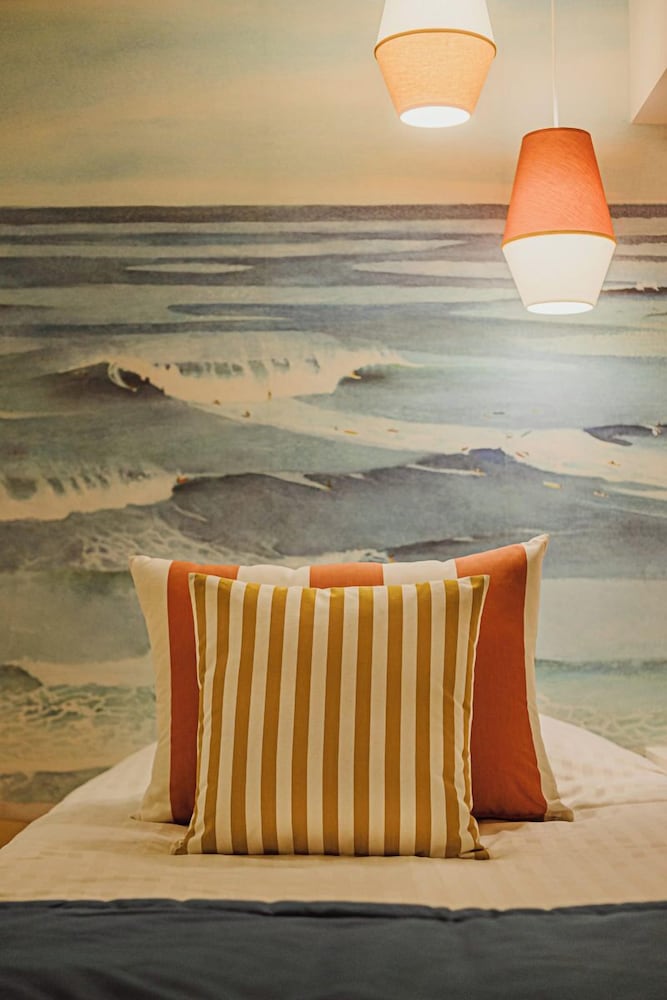 Фото Hotelo Lyon Charité