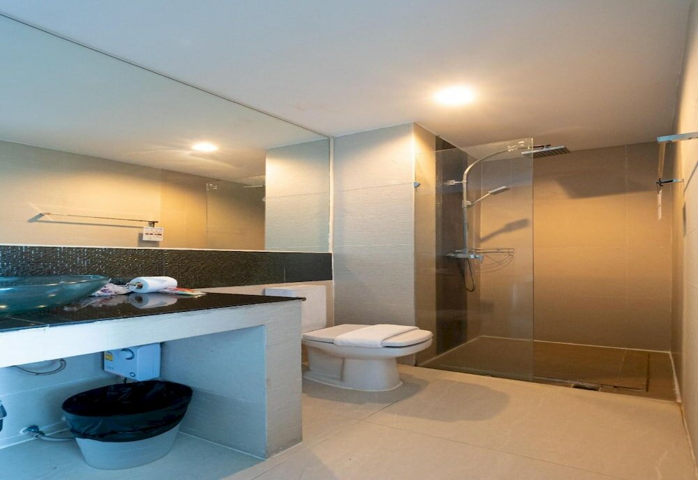 Фото RedDoorz I Talay Resort