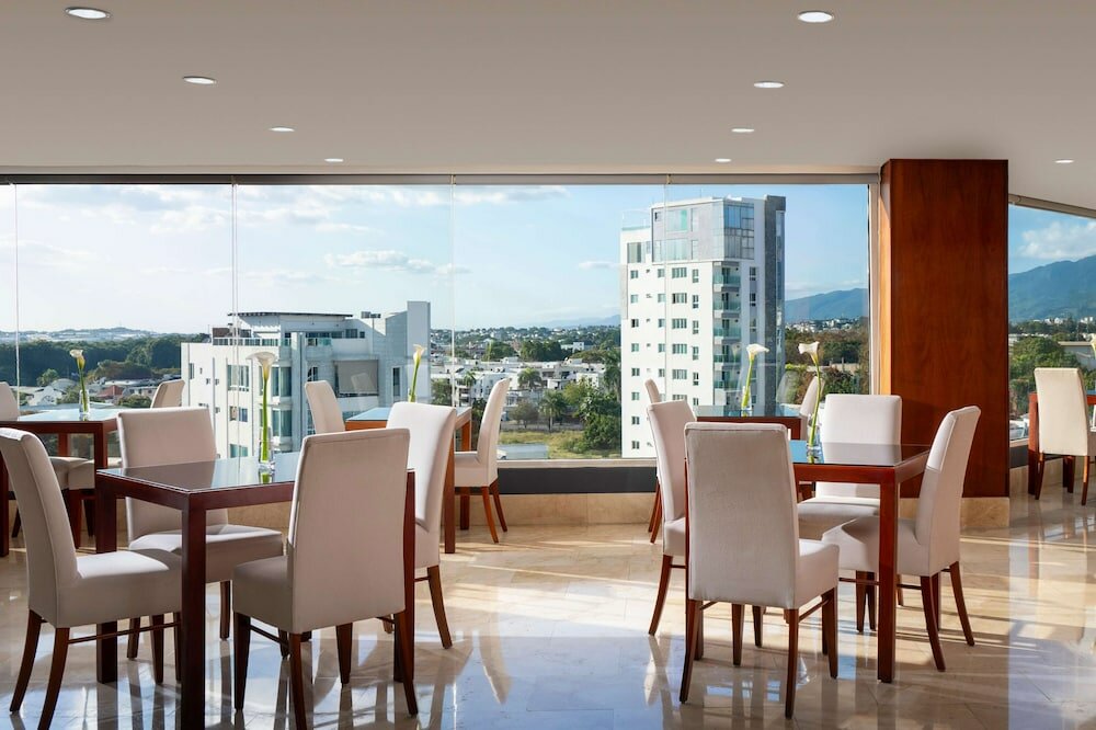 Фото Hodelpa Gran Almirante Hotel & Casino