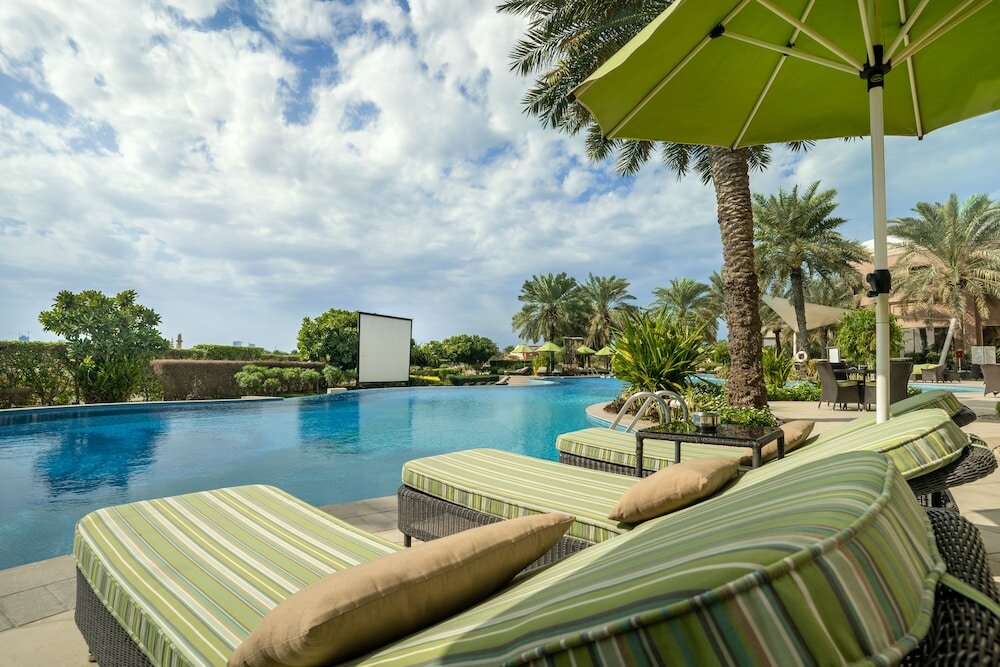 Фото Mövenpick Bahrain