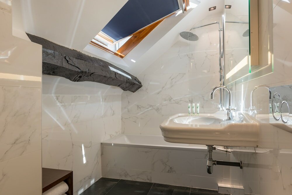 Фото Crystal Hotel