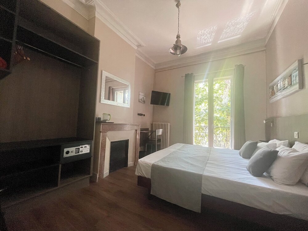 Фото Le Strasbourg Hotel