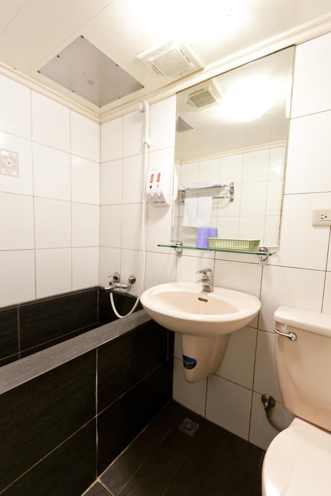 Фото The Dealer Hotel