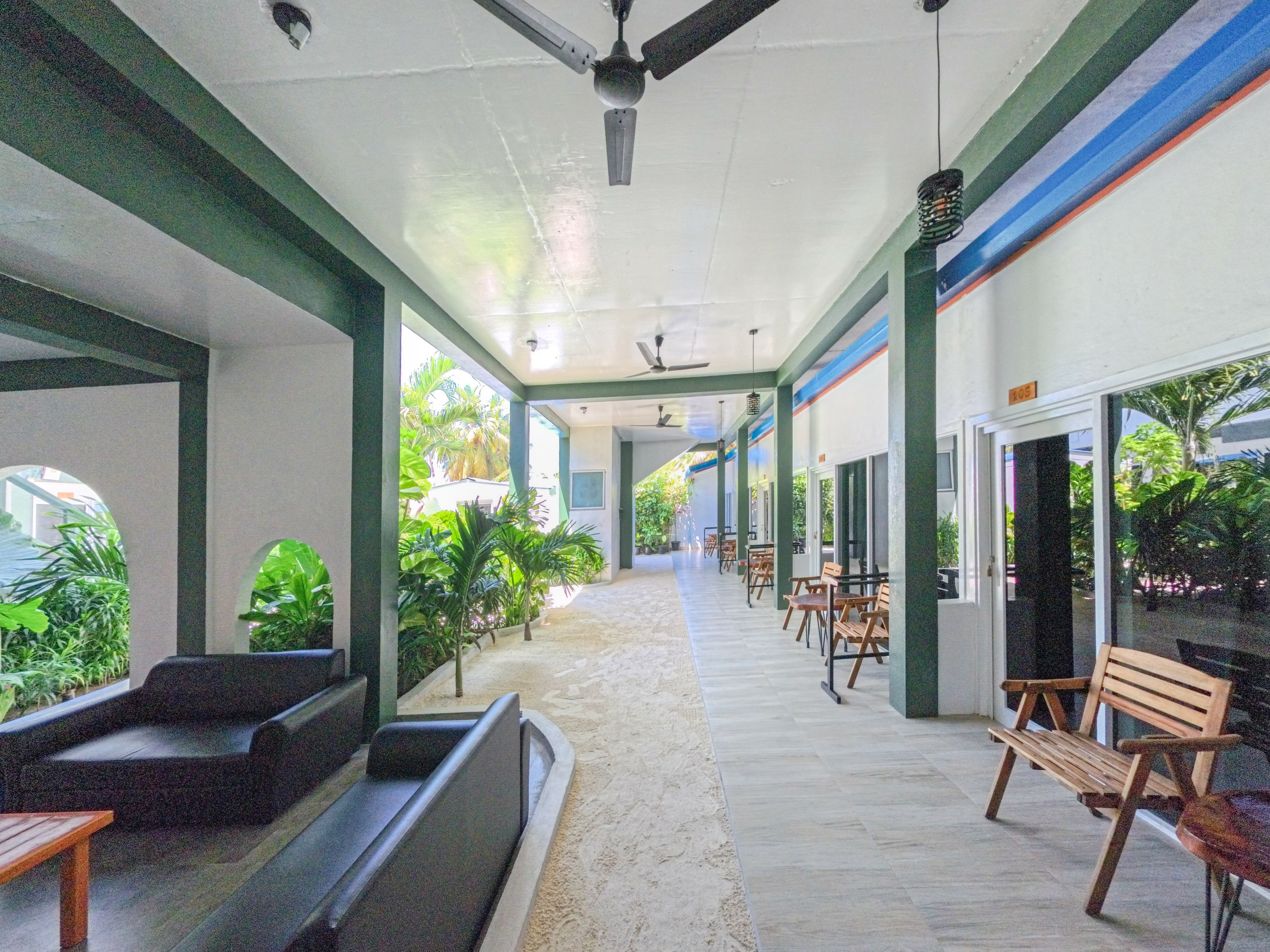 Фото Dacha Thoddoo White Sand