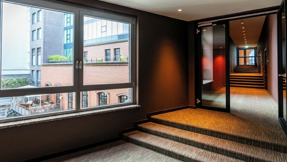 Фото East Hotel Hamburg