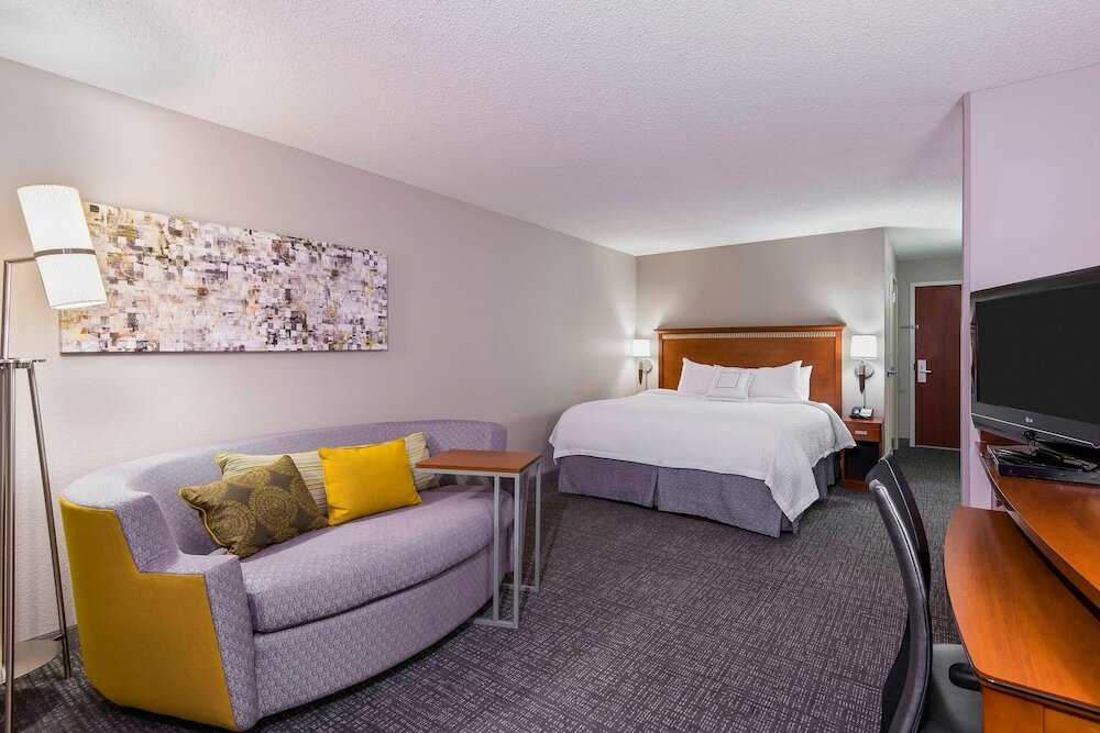 Фото Courtyard by Marriott Little Rock Downtown