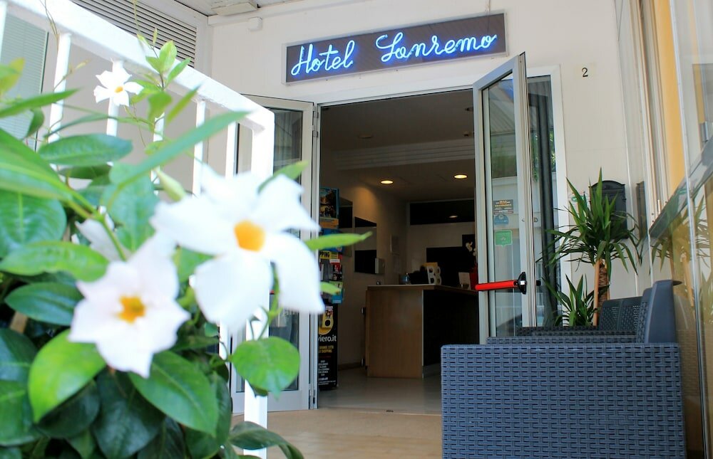 Фото Hotel Sanremo Rimini