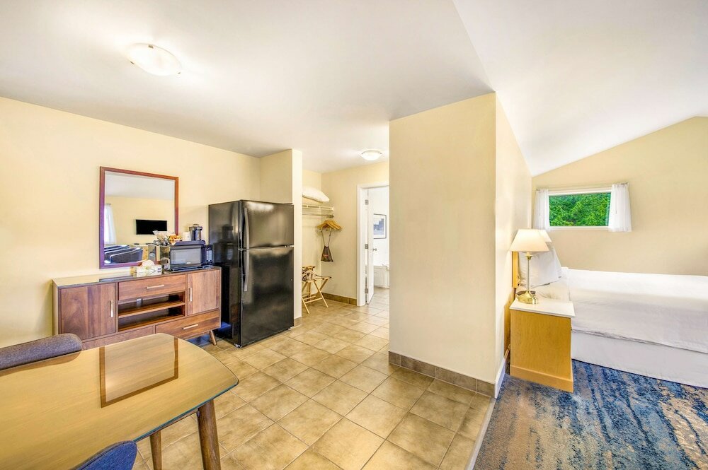 Фото Kootenay Lakeview Resort, Bw Signature Collection