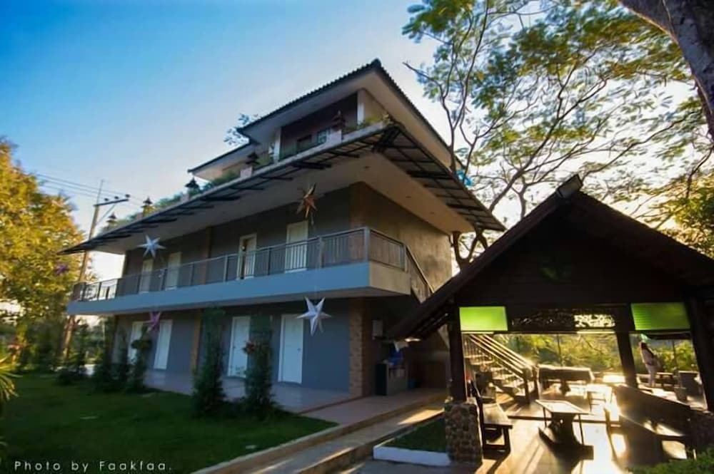 Фото Season Namkorn Resort