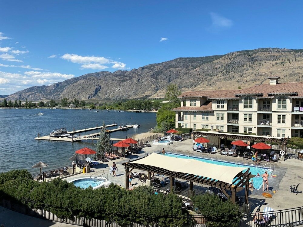 Фото Walnut Beach Resort