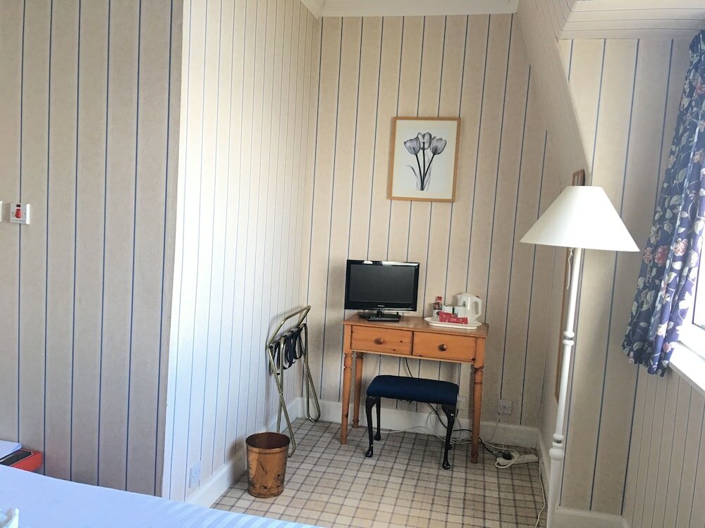 Фото Cannon House Hotel