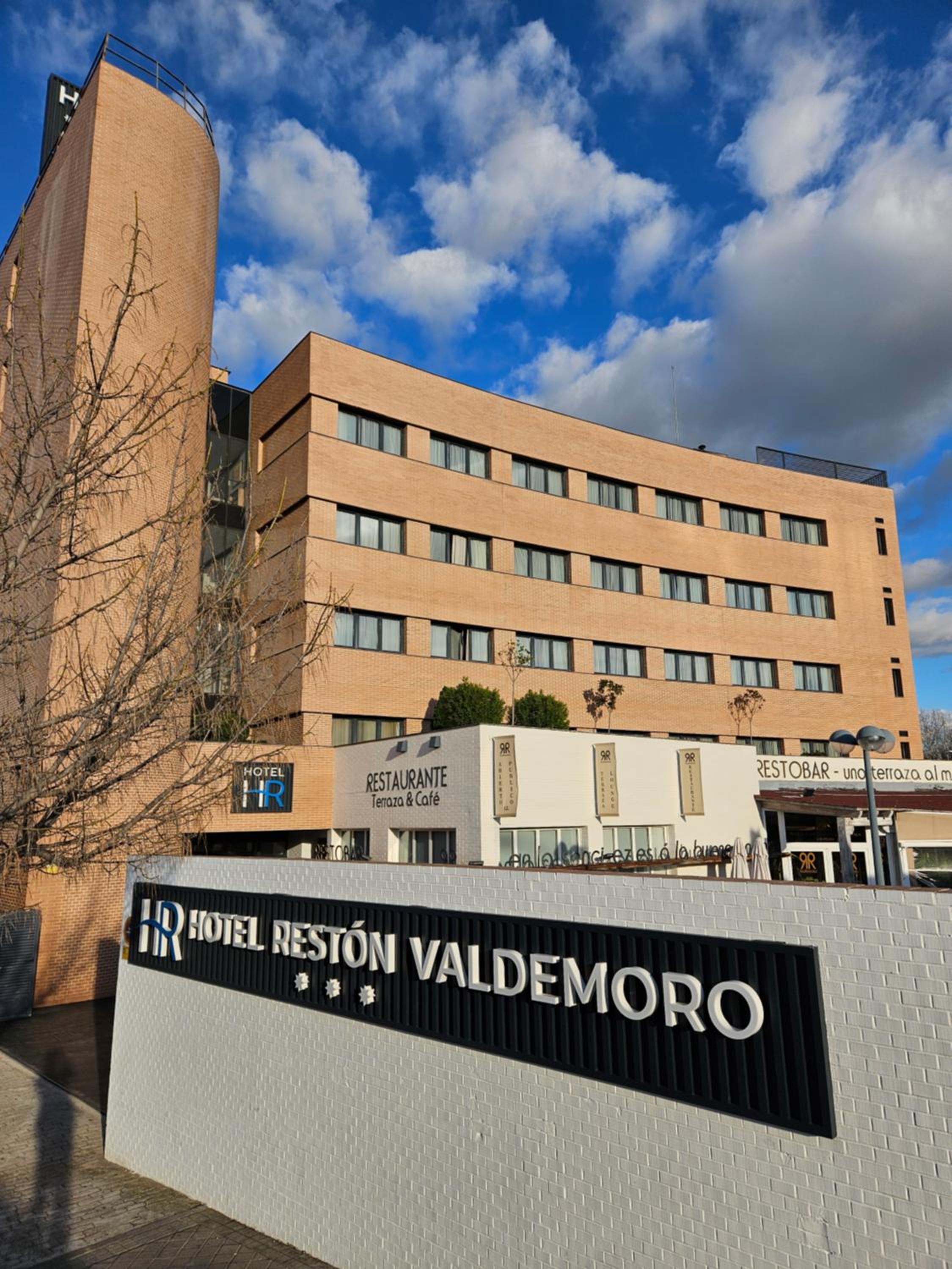 Фото Hotel Reston Valdemoro
