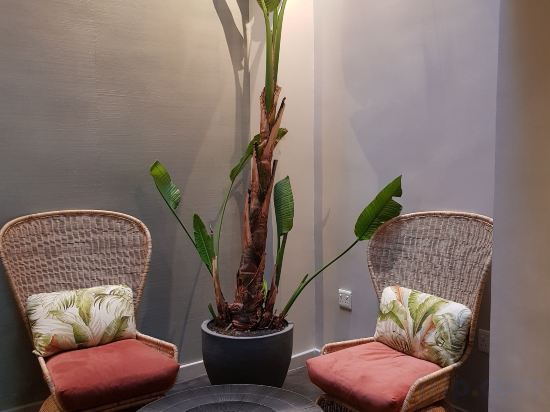 Фото The Tree House Boutique Hotel