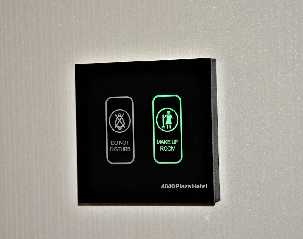 Фото Lic Plaza Hotel