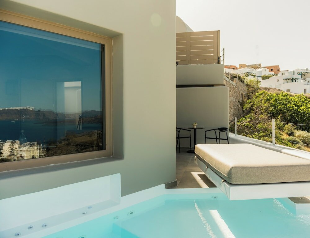 Фото Black Diamond Suites - Adults Only