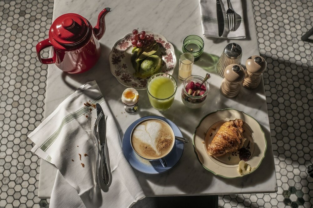 Фото The Sparrow Hotel