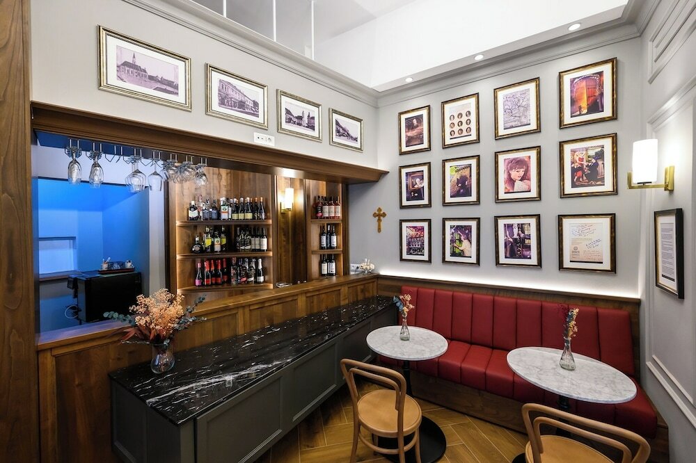 Фото Hotel Transilvania