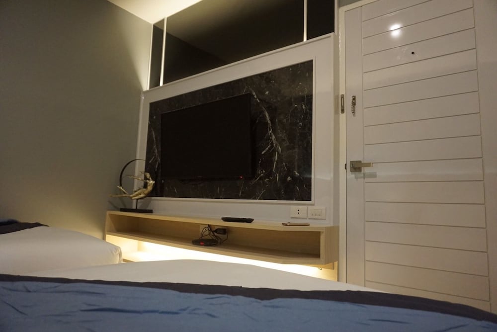 Фото Sureena Hotel