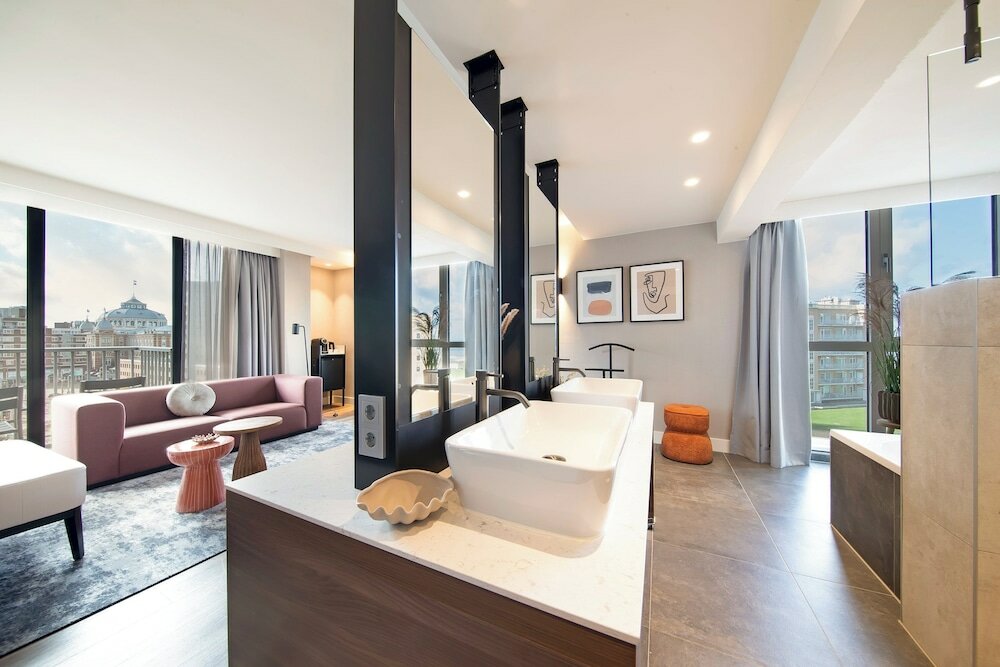 Фото Bilderberg Europa Hotel