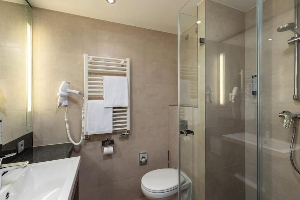 Фото IntercityHotel Dresden