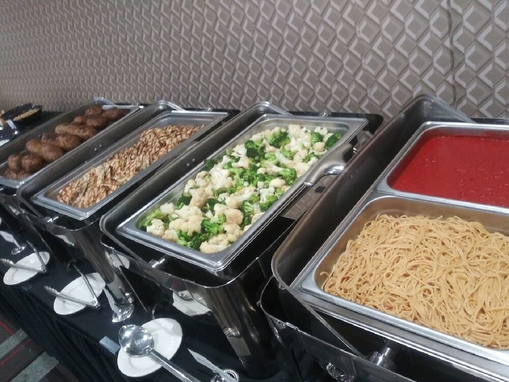 Фото Four Points by Sheraton Oklahoma City Airport