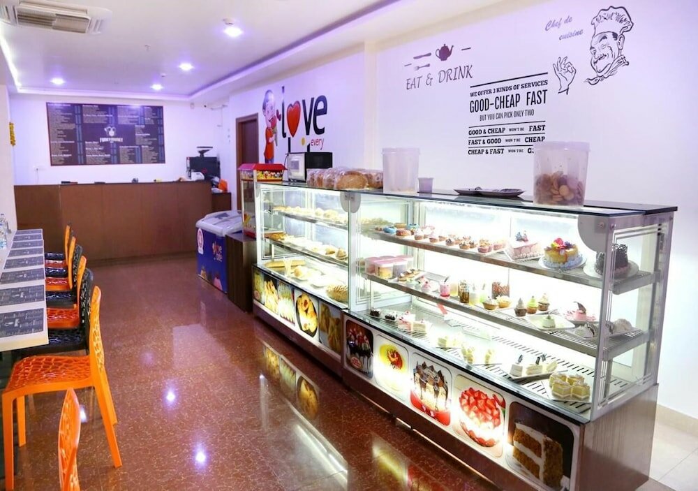 Фото Triguna Clarks Inn