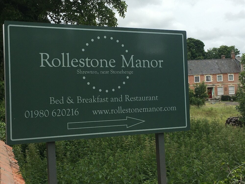 Фото Rollestone Manor
