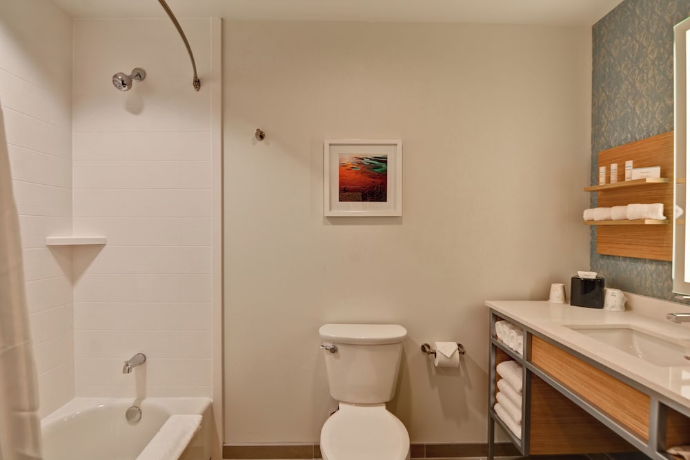 Фото Hilton Garden Inn Biloxi