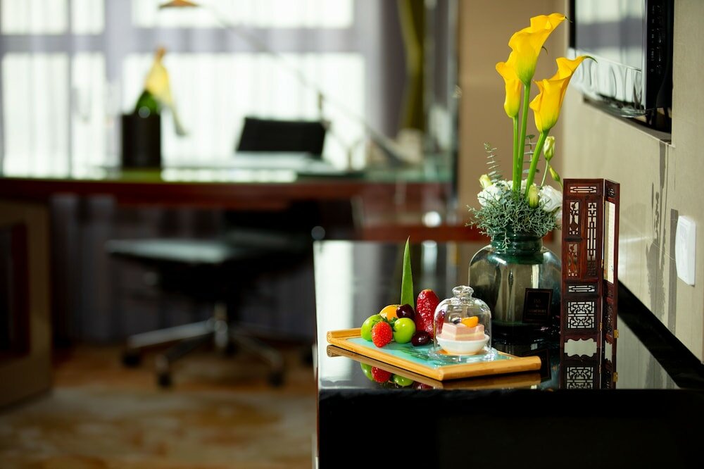 Фото Haiwaihai Crown Hotel Hangzhou