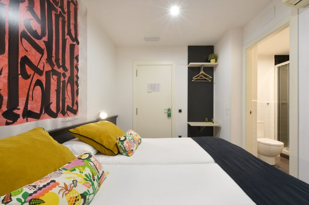 Фото Free Hostels Barcelona