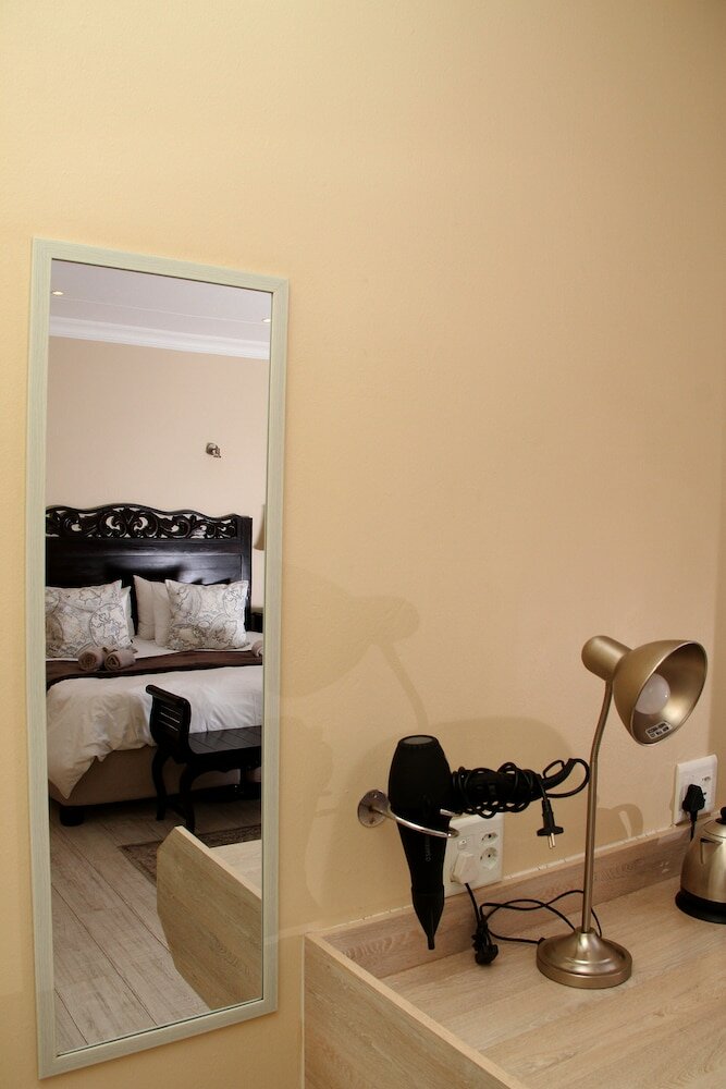 Фото Del Roza Guest House