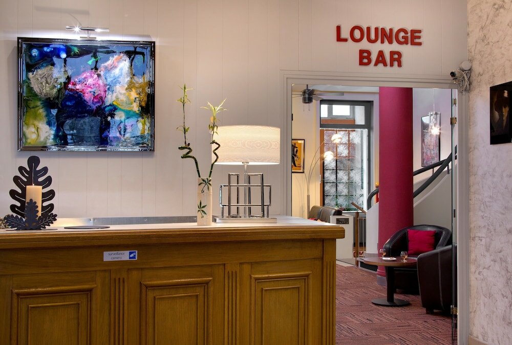 Фото Logis Hôtel du Midi - Saint Etienne Sud