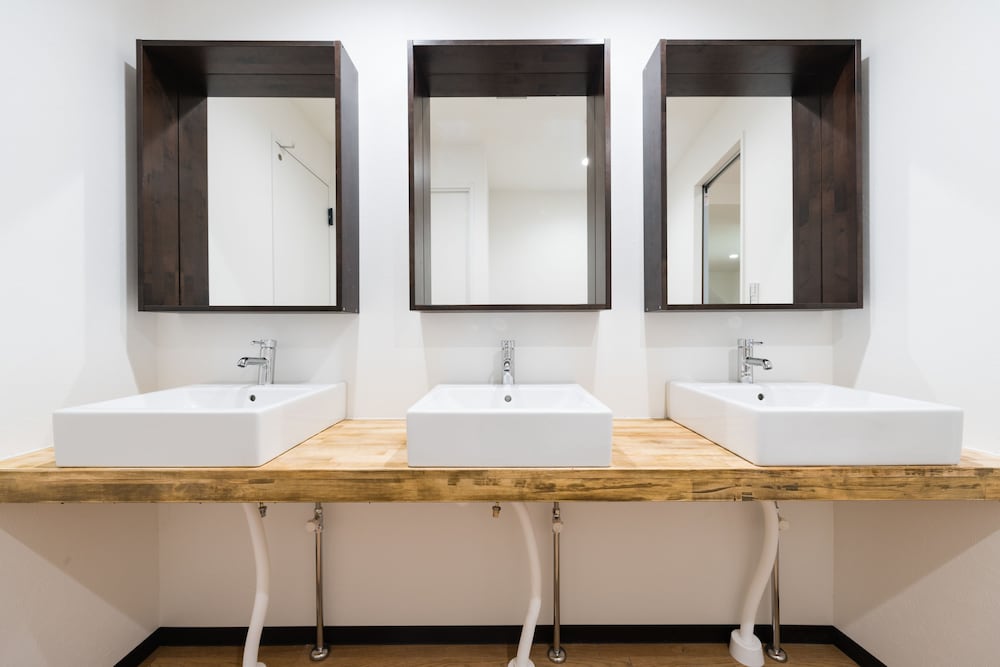 Фото Tokyo Guesthouse Oji Music Lounge