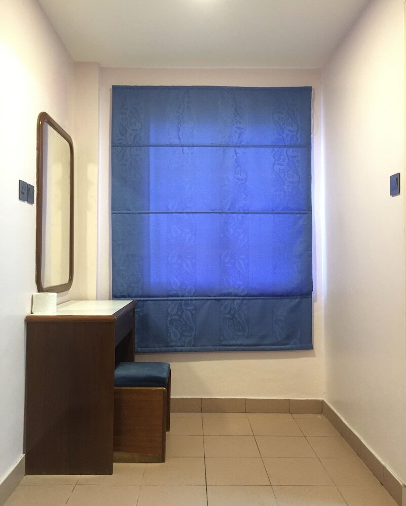 Фото Raja Inn Hotel