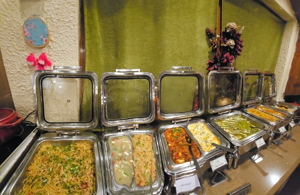 Фото Hotel Mongas