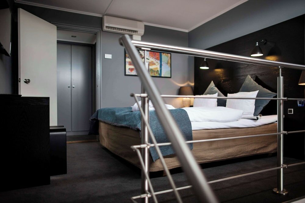 Фото Scandic Front