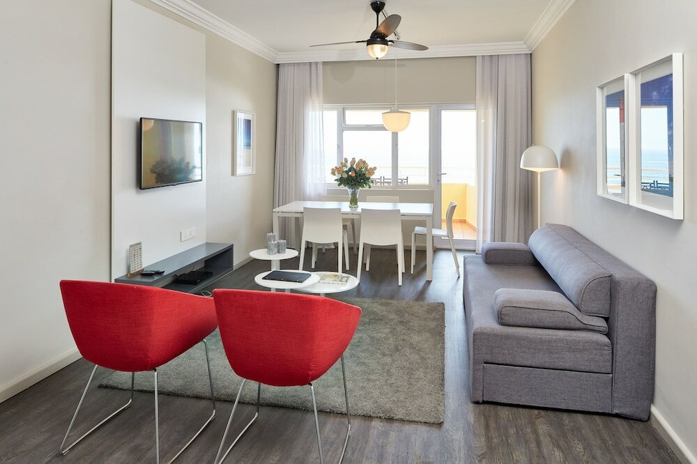 Фото First Group Riviera Suites