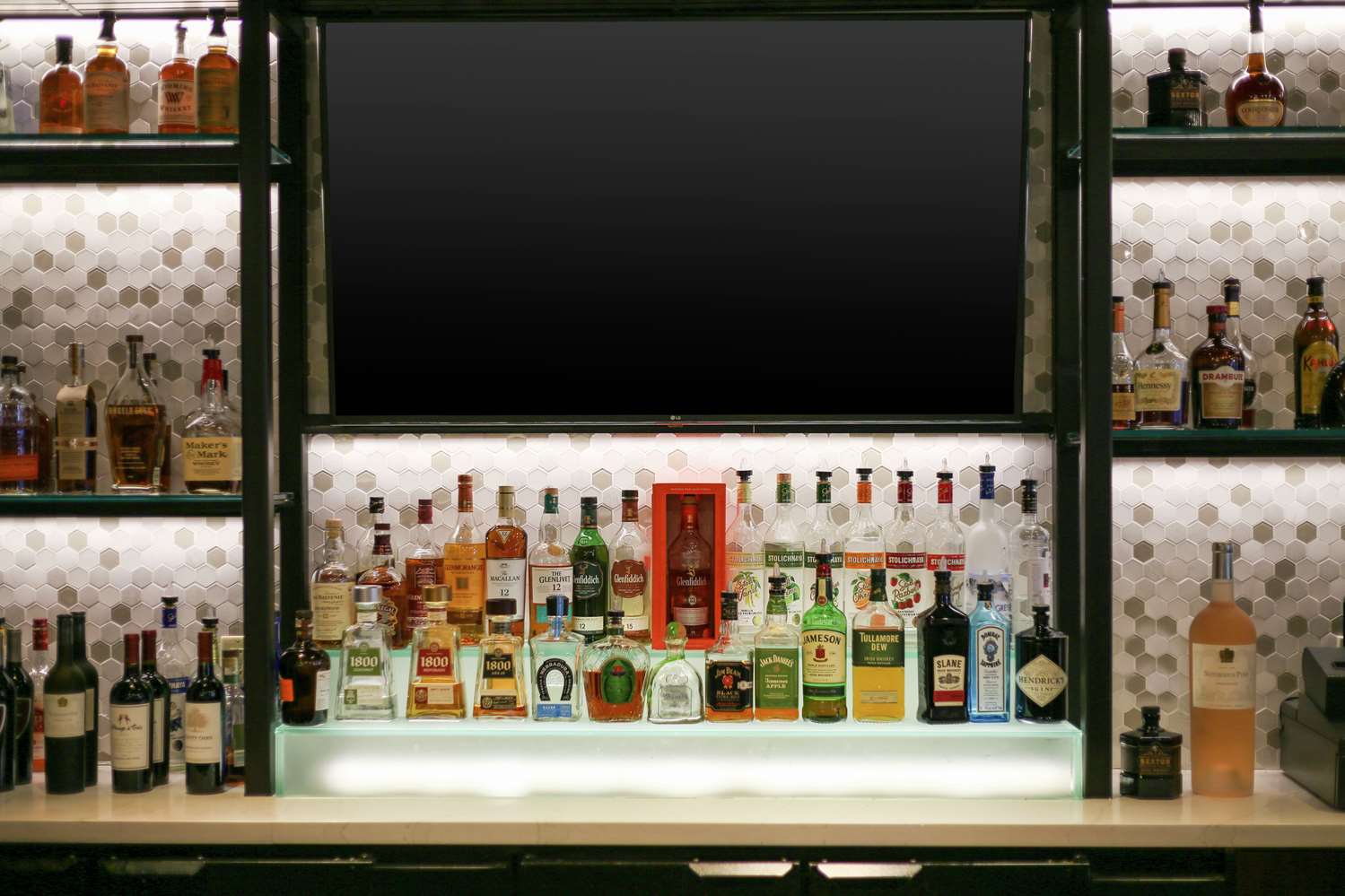 Фото Hilton Garden Inn Melville