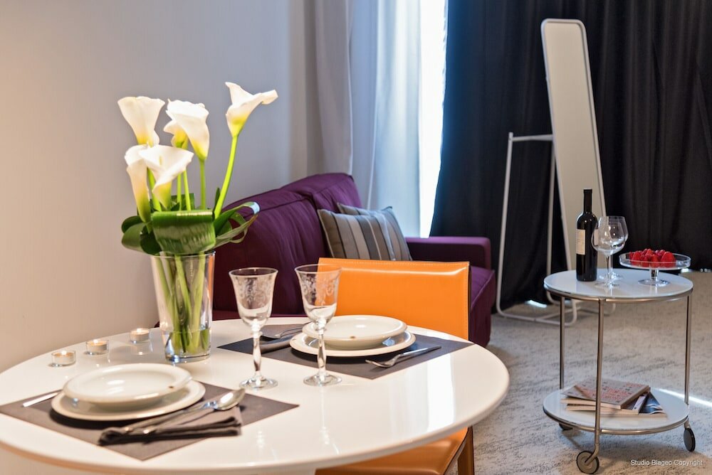 Фото Priska Med Luxury Rooms