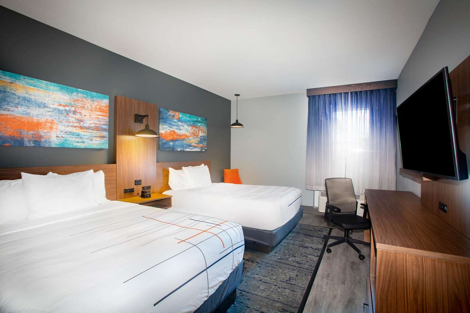 Фото La Quinta Inn & Suites by Wyndham Oxford